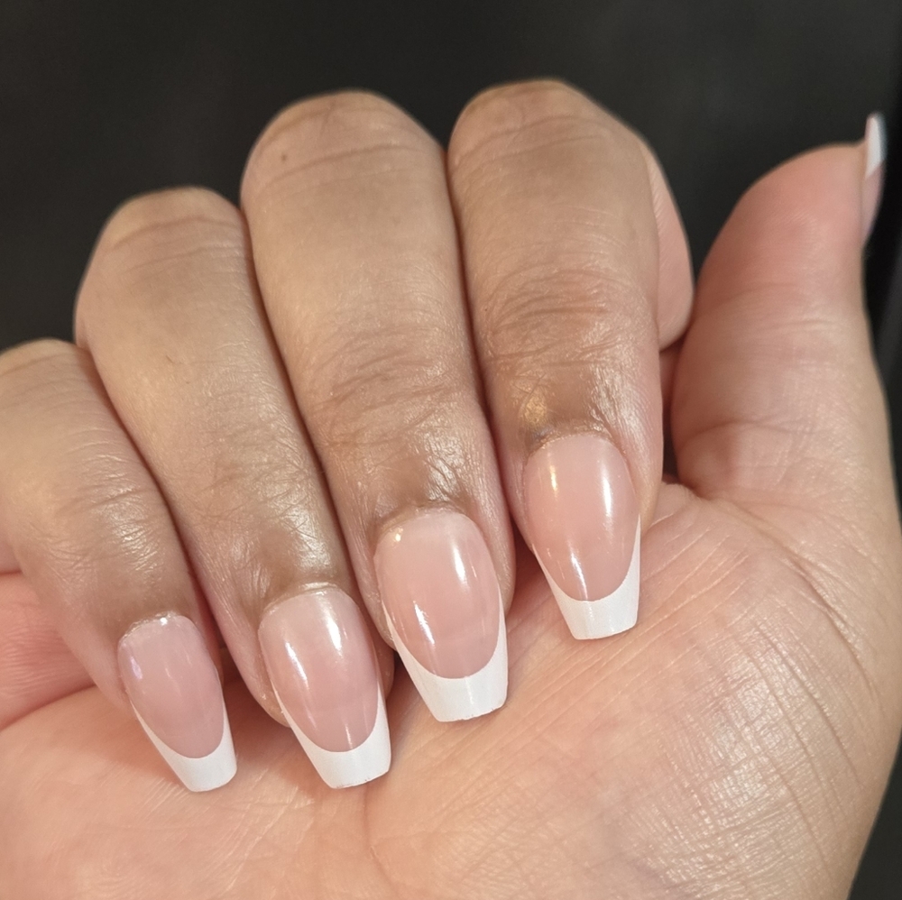 🍒🍒 (BUNDLE ONLY) Elegant French Manicure Nails